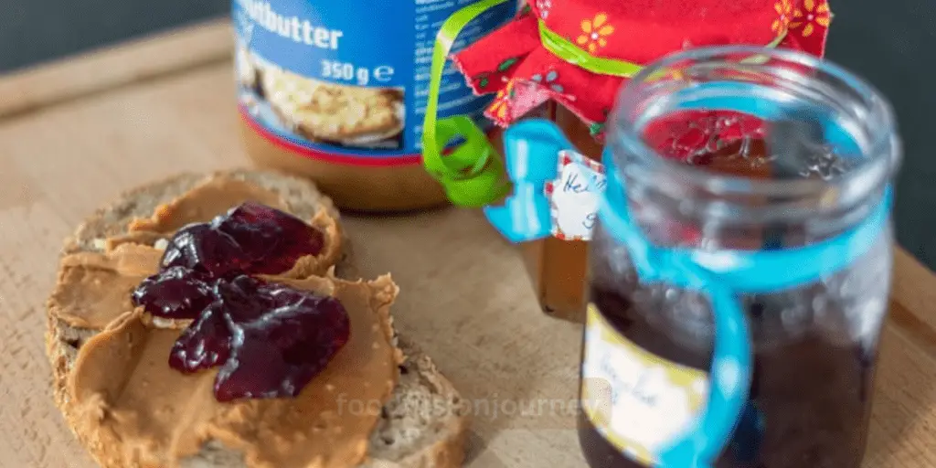 peanut-butter-and-jelly-sandwich