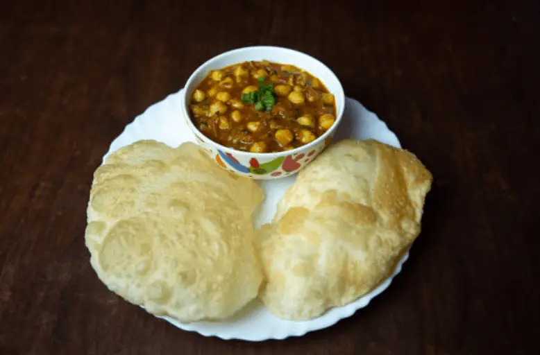 authentic-chole-bhature-recipe/