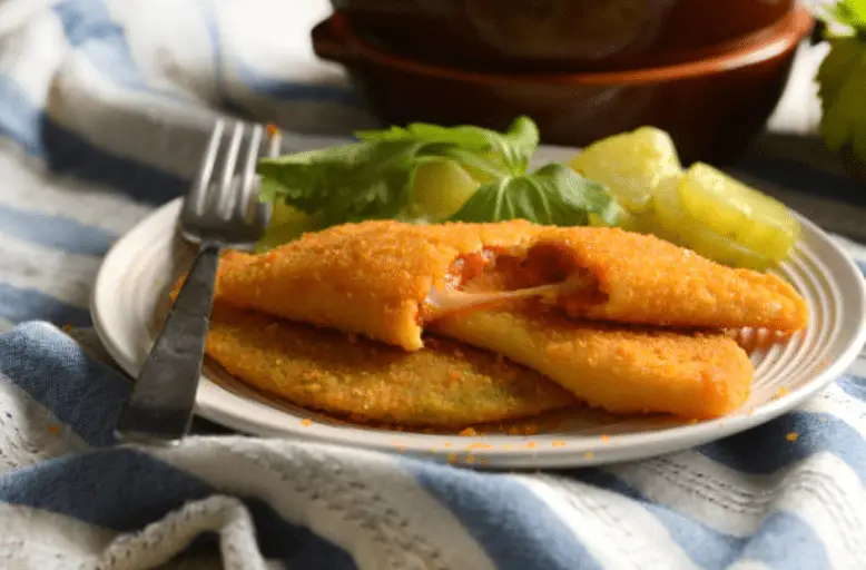 easy-baked-panzerotti-recipe/